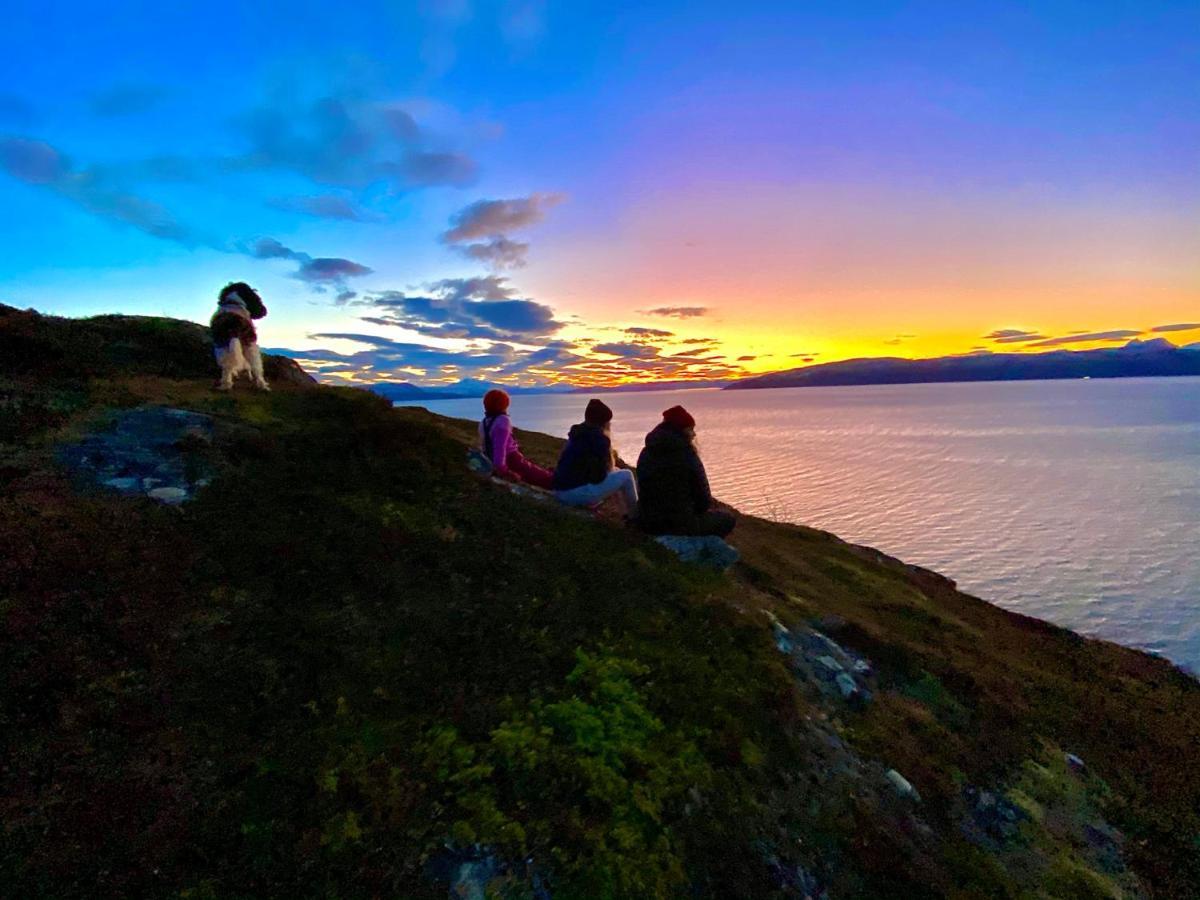 Unique And Charming Holiday Home With Fantastic Sea Views トロムソ エクステリア 写真